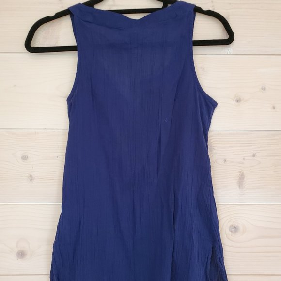 💥2/$30💥 Beaded lightweight blouse - like new! - Picture 2 of 4